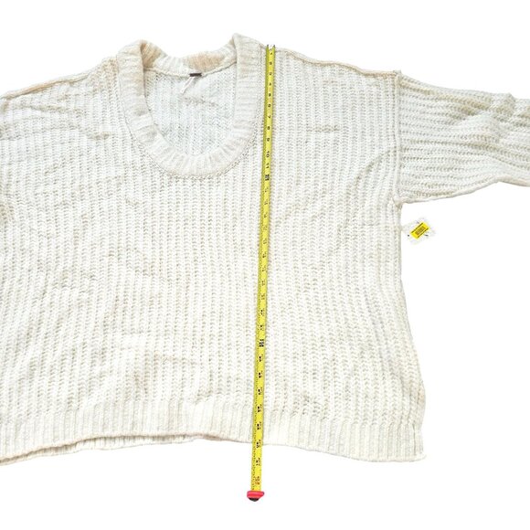 Free People Medium Blue Bell V-Neck Pullover Sweater Oversize Slouchy Ivory Cozy - Picture 12 of 14